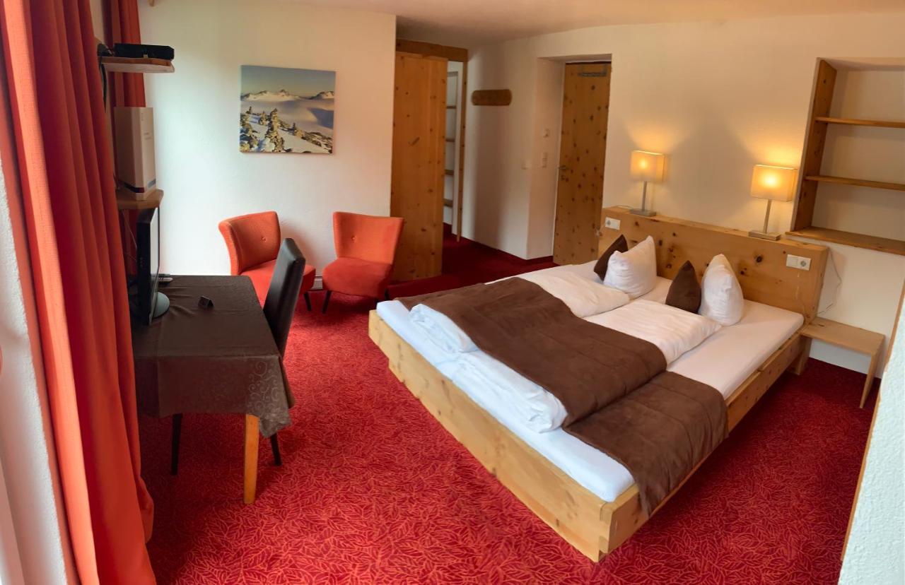 Berghotel-gasthof Gstrein Hotel 3*